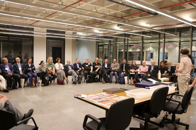 Participants visit the Institute of Brazilian Studies
