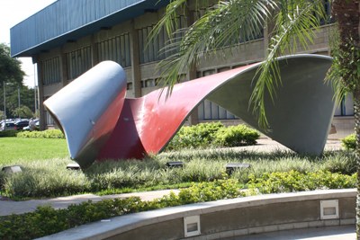 Escultura Tomie Ohtake - FEA
