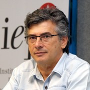 Simão Pedro Chiovetti - Perfil
