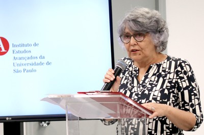 Maria Cristina Gonçalves Vicentin, abre o evento