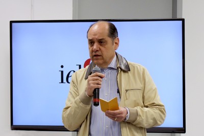 Eugênio Bucci faz a abertura do evento
