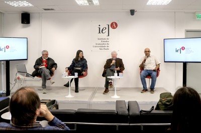 Luiz Marques, Gabriela Marques Di Giulio, Pedro Roberto Jacobi e Pedro Côrtes 