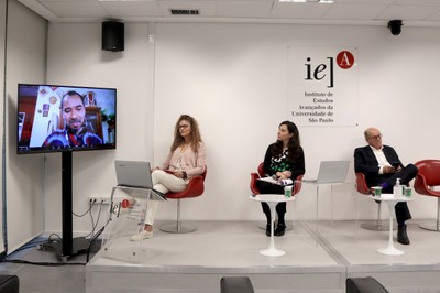 Valdinei Freire, via vídeo-conferência, Elen Nas, Tathyana Gouvêa e Naomar Almeida Filho