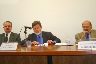 Carlos Eduardo Lins da Silva, José Augusto Guilhon Albuquerque e Ronaldo Mota Sardenberg