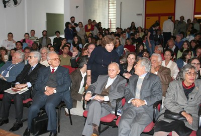 João Steiner, Geraldo Forbes, Fábio Konder Comparato, Jacob Gorender, Alfredo Bosi e Ecléa Bosi, na platéia do evento