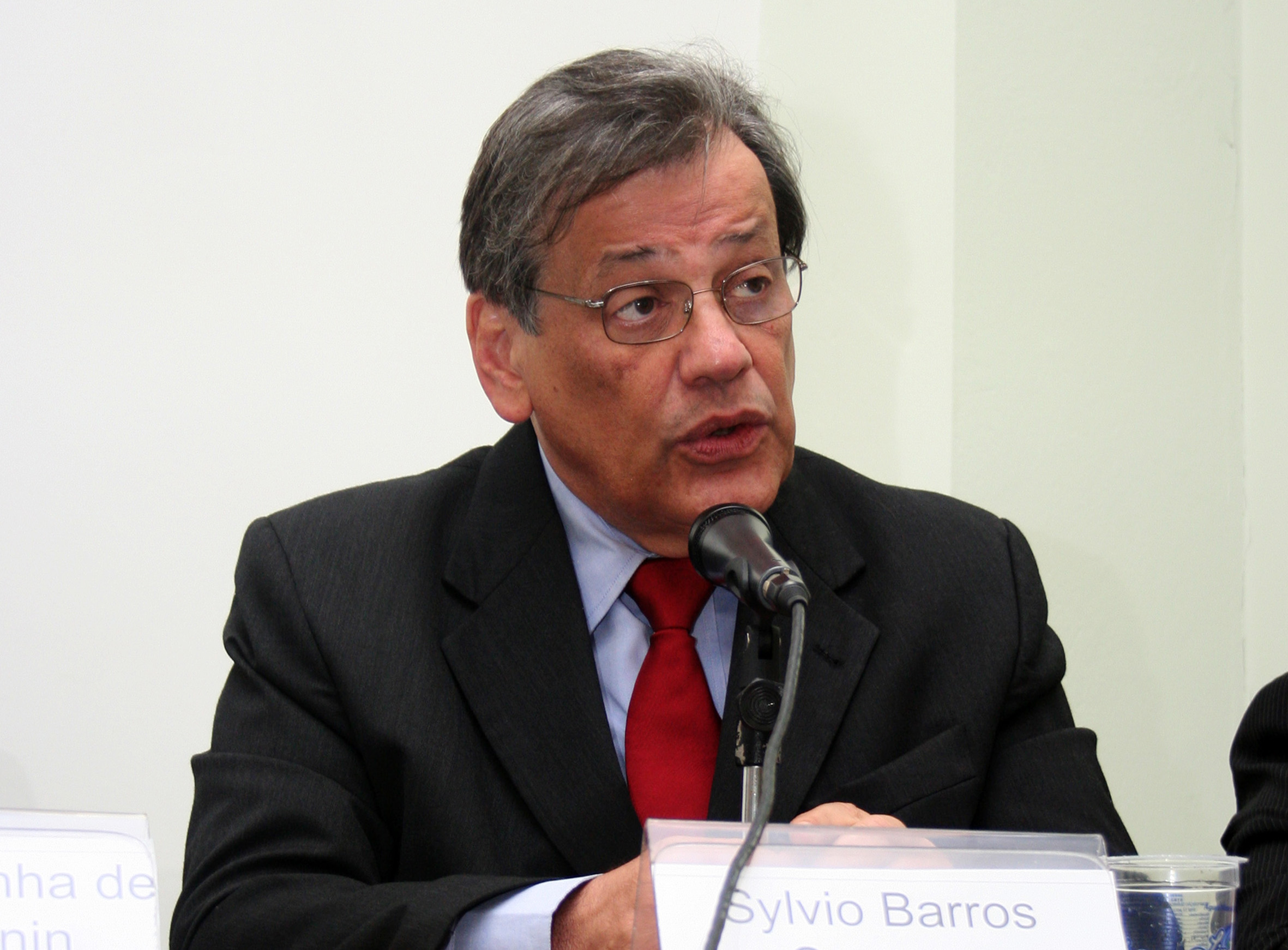 Silvio Barros Sawaya