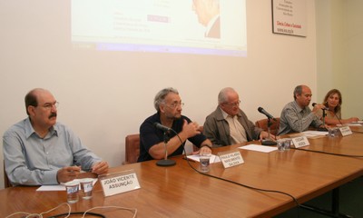 João Vicente Assunção, Paulo Saldiva, César Ades, Wagner Costa Ribeiro e Helena Ribeiro