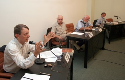 André Singer, Gabriel Cohn, Luiz Carlos Bresser-Pereira e José Augusto Guilhon de Albuquerque