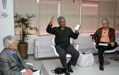 Alfredo Bosi, Aditya Mukherjee e Renato Janine Ribeiro