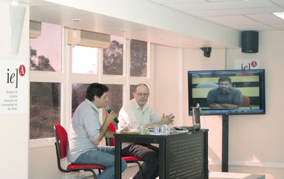 Rodolfo Puttini, Maurício de Carvalho Ramos e Nicolas Lechopier via teleconferência