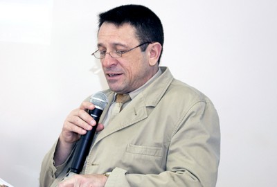 Gustavo Andrés Caponi moderador do evento