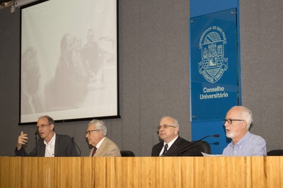 Martin Grossmann, Alfredo Bosi, Rui Curi e Carlos Guilherme Mota