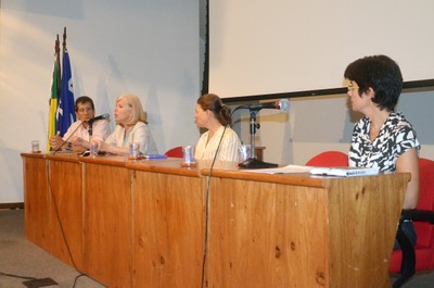 Carlos Augusto Monteiro, Denise Costa Coitinho, Ana Lydia Sawaya e Semíramis Martins Álvares Domene