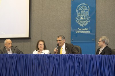 Luiz Milanesi, Margarida Kunsch, Vahan Agopyan e Eduardo Monteiro