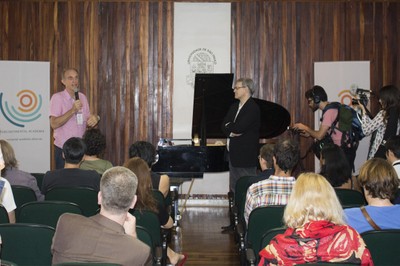 Martin Grossmann apresenta Eduardo Monteiro - Roteiro Científico-Cultural: A USP e a São Paulo Modernista - 18 de abril de 2015