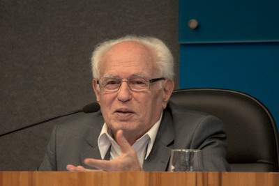 Aula magna com José Goldemberg  Tema: Os 80 anos da Universidade de São Paulo: uma análise crítica - 20 de abril de 2105