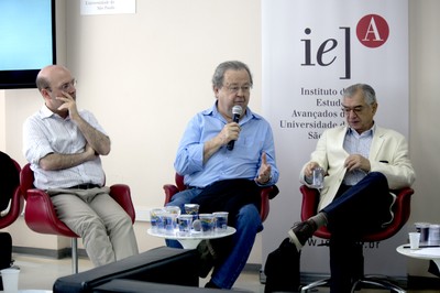 Sérgio Fausto, Francisco Weffort e José Álvaro Moisés