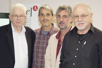 Simon Schwartzman, Adrian Gurza Lavalle, José Maurício Domingues e Bernardo Sorj