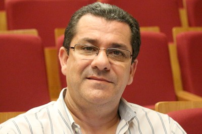 Tércio Ambrizzi, moderador do Painel II (15/10/2015)