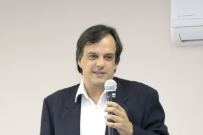 Mauricio Talebi Gomes 