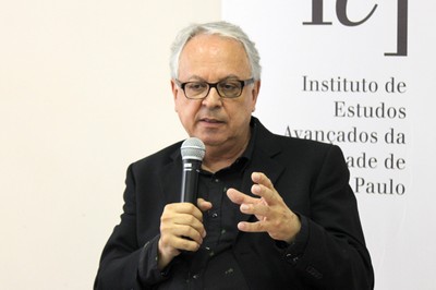  Carlos Roberto Ferreira Brandão