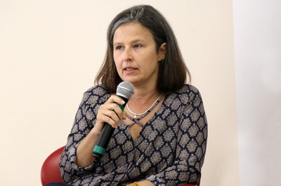 Karen Barbosa 