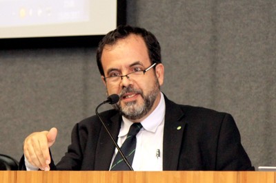 Carlos Frederico de Oliveira Graeff 