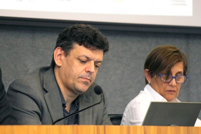 Roberto Pacheco e Mary Lobas de Castro, relatores da Mesa Redonda 1