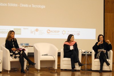 Patrícia Iglecias, Renata Seabra e Tatiana Barreto Serra 