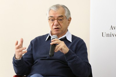 José Álvaro Moisés 