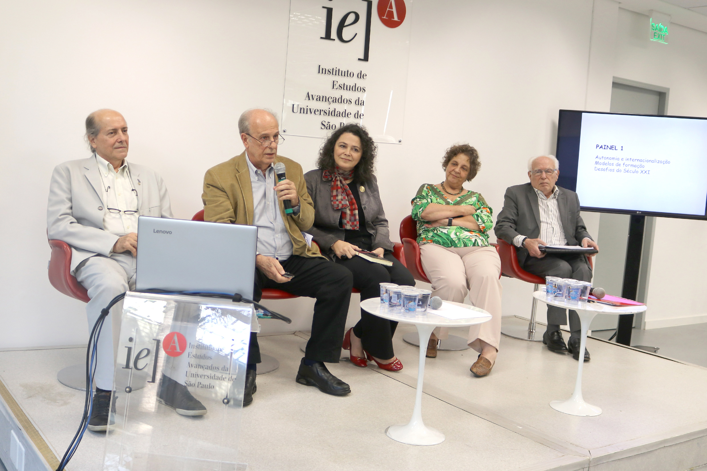 Naomar de Almeida Filho, Luiz Bevilacqua, Soraya Smaili, Elizabeth Balbachevsky e José Goldemberg 