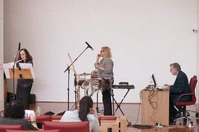 Apresentação musical com Cássia Carrascoza, Eliana Guglielmetti Sulpício e Rodolfo Coelho de Souza durante Sessão de Abertura - 20 de março