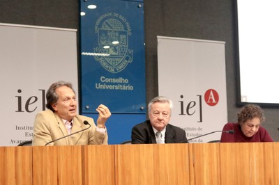 Paulo de Tarso Artencio Muzy, José Roberto Drugowich de Felicio e Elizabeth Balbachevsky