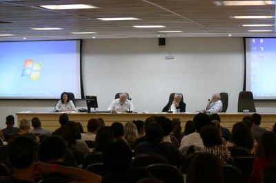 Caroline Tavares, Elie Ghanem, Lino de Macedo,  e Luís Carlos de Menezes