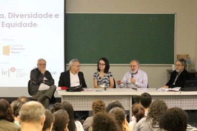 Luiz Carlos de Menezes, Lino de Macedo, Patrícia Mota Guedes, Guilherme Ary Plonski e Nílson José Machado
