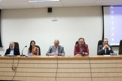 Guilherme Ary Plonski, Ana Paula Tavares Magalhães, Sylvio Canuto, João Paulo Pimenta e Fabio Gagliardi Cozman