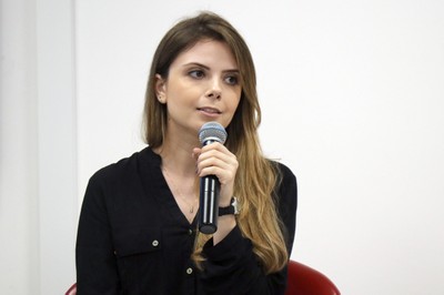 Camila Lopes de Carvalho - 28/11/2019 
