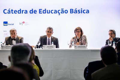Paulo Saldiva, Vahan Agopyan, Angela Dannemann e Nílson José Machado