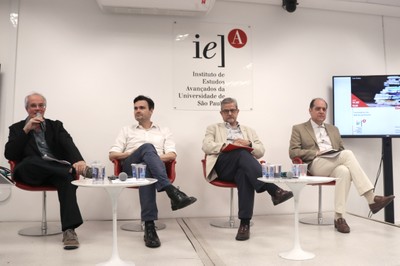João Gabriel de Lima, Vinicius Mota, Luiz Roberto Serrano e Eugênio Bucci