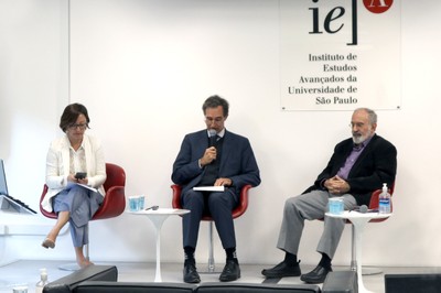 Marisa Midori Deaecto, Yves Teyssier D’Orfeuil e Guilherme Ary Plonski 
