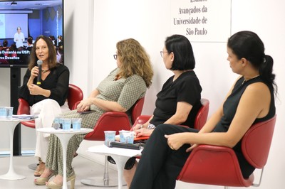 Liedi Bernucci, Patrícia Gama, Janina Onuki e Ana Elisa Bechara