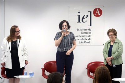 Carlota Boto, Roseli de Deus Lopes e Bernardete Gatti