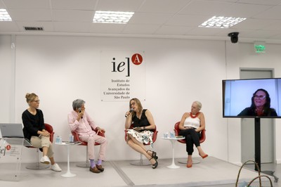 Christiane Wagner, Waldenyr Caldas, Fraya Frehse, Yoná Dalonso e Rejane Penna Rodrigues, via vídeo-conferência