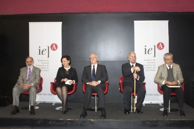 Guilherme Ary Plonski, Linamara Rizzo Battistella, Marco Antonio Zago, Paulo Saldiva e Ignacio Maria Poveda Velasco