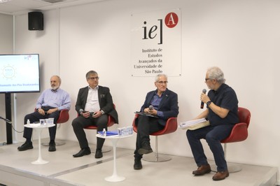 Guilherme Ary Plonski, Carlos Gilberto Carlotti Junior, Paulo Alberto Nussenzveig e Marcos Buckeridge
