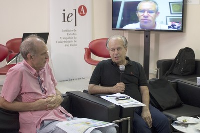 Martin Grossmann, Renato Janine Ribeiro e Marcelo Knobel (via video conferencia)