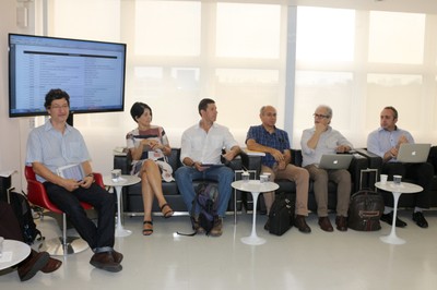 A partir da esquerda, Mario Sergio Salerno, Astolfo Gomes de Mello Araújo, Wagner Costa Ribeiro, Marcos Buckeridge e Hamilton Varela