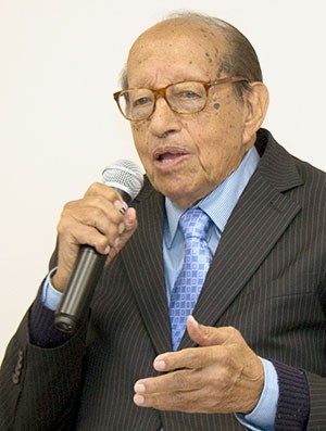 Milton Thiago de Mello
