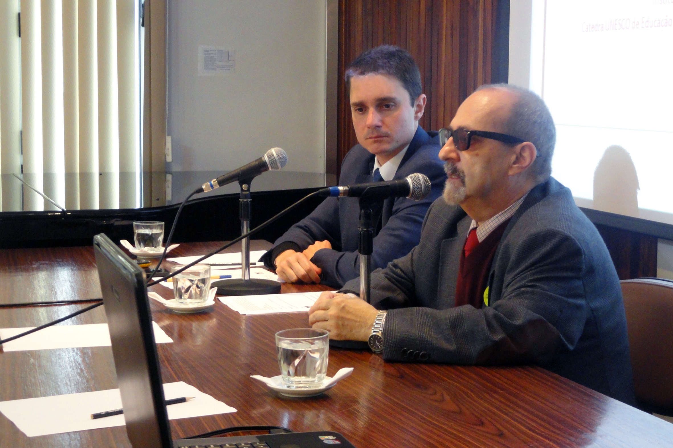 Gustavo Augusto Soares dos Reis and Sérgio Adorno