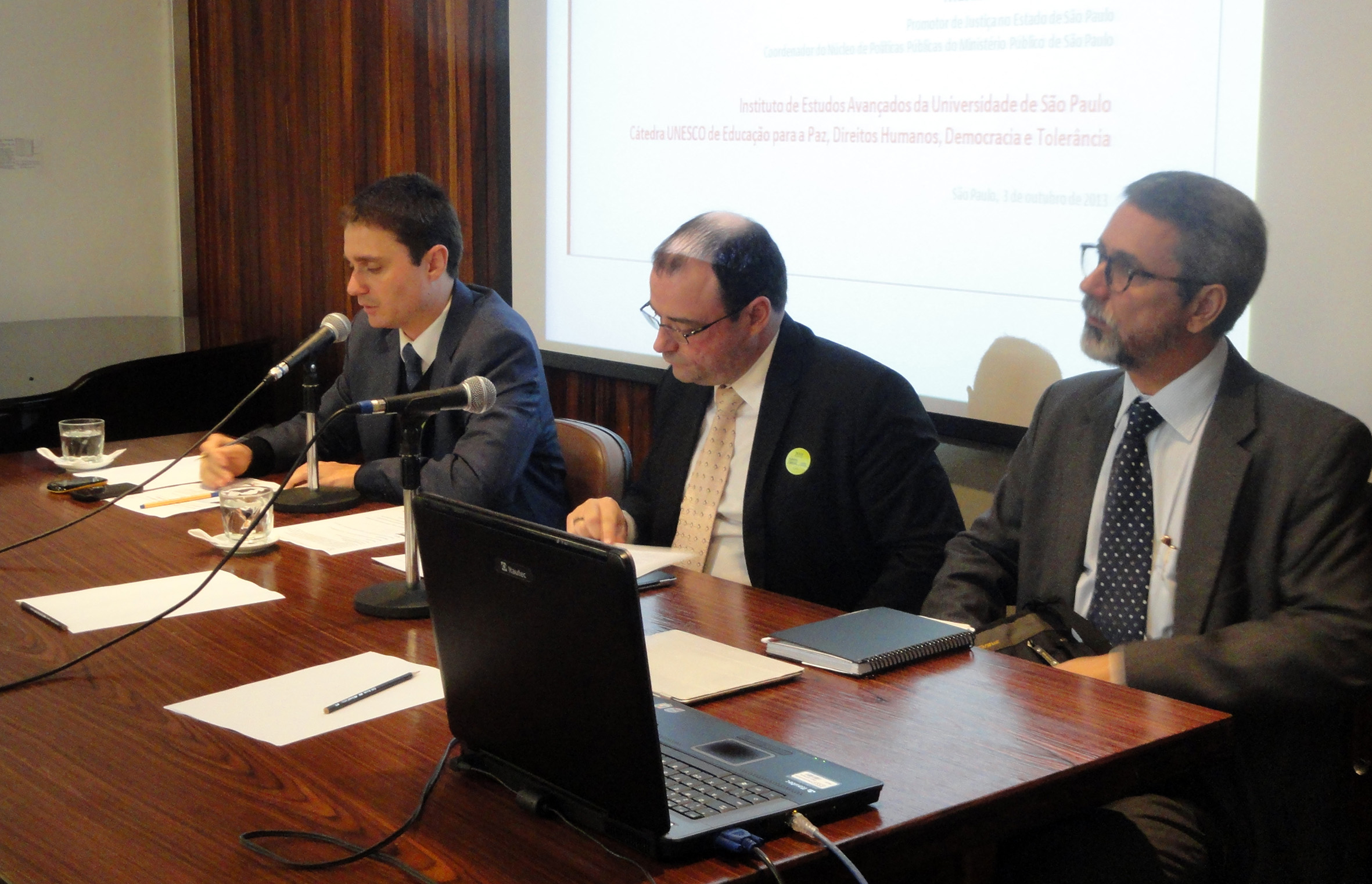 Gustavo Augusto Soares dos Reis, Antonio José Maffezoli Leite and Marcelo Pedroso Goulart